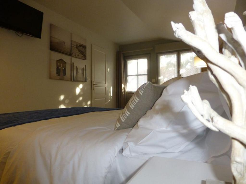 Le Clos Du Miroir Courset Zimmer foto